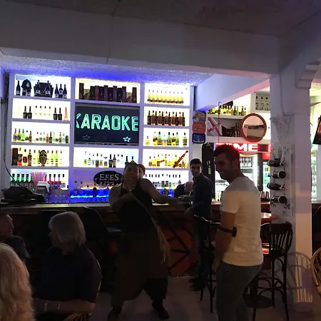 R.e.d. Отель 3*